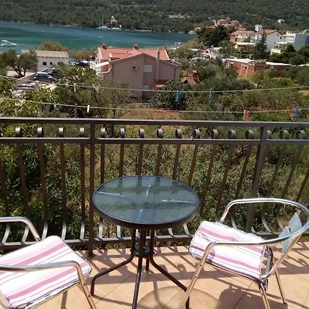 Apartamento With A Parking Space Grebastica, Sibenik - 4866