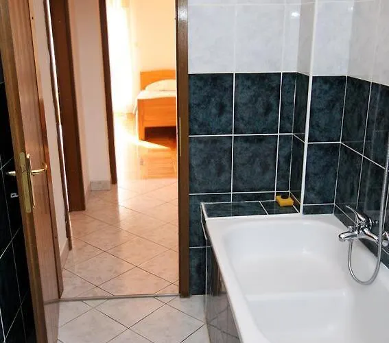 With A Parking Space Grebastica, Sibenik - 4866 Daire Grebaštica