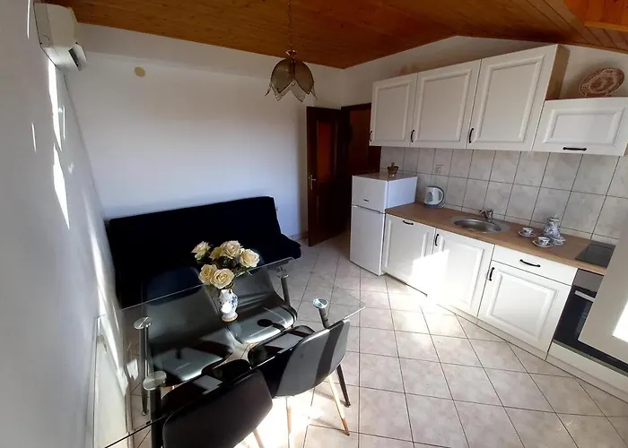 Daire With A Parking Space Grebastica, Sibenik - 4866